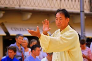 Traditional Chinese exercise has a positive impact on knee arthritis