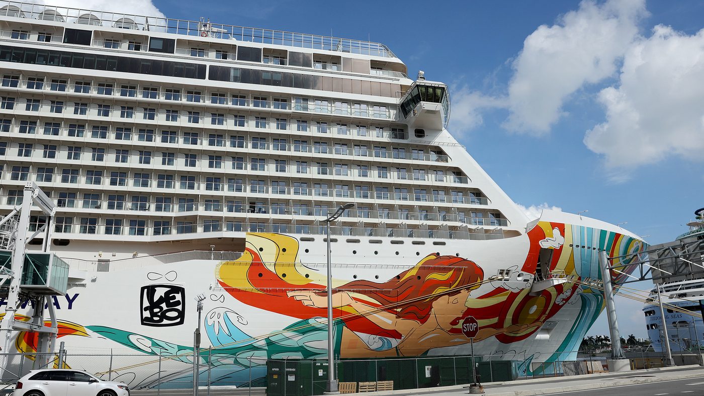 CDC drops risk advisory for cruise ship travel, 2 years into the COVID pandemic : Coronavirus Updates : NPR
