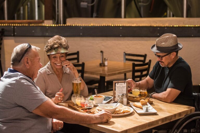 5 Communication Tips for Dementia Caregivers