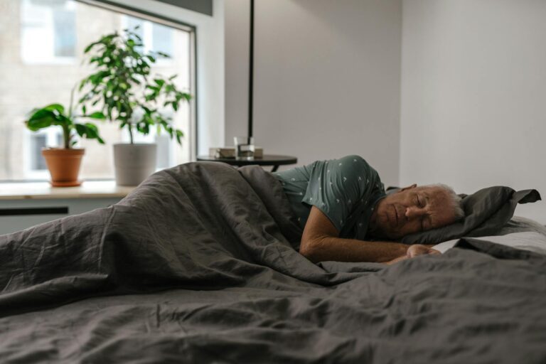 Deep Rest Cleans Brain Toxins, Cuts Dementia