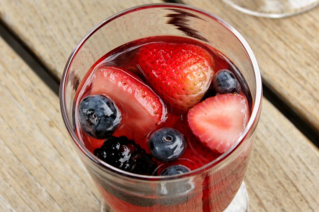 Healthy Berry-Rich Sangria for a Sparkling New Year