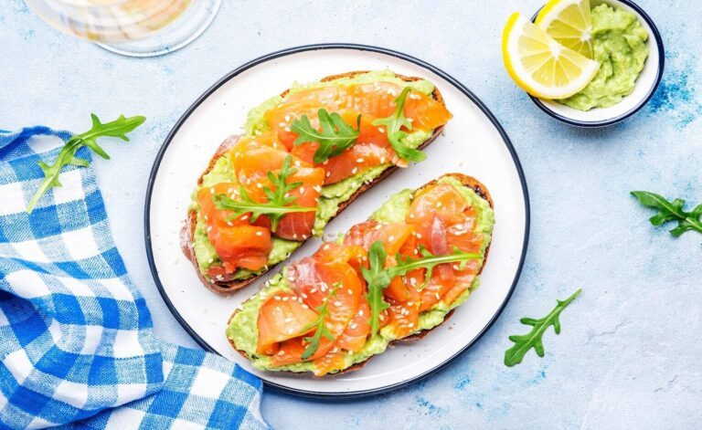 8 Tasty Ways to Get 30g of Protein for Breakfast