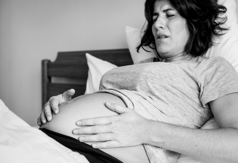 Natural Pain Relief for Labor after 40: 5 Proven Options